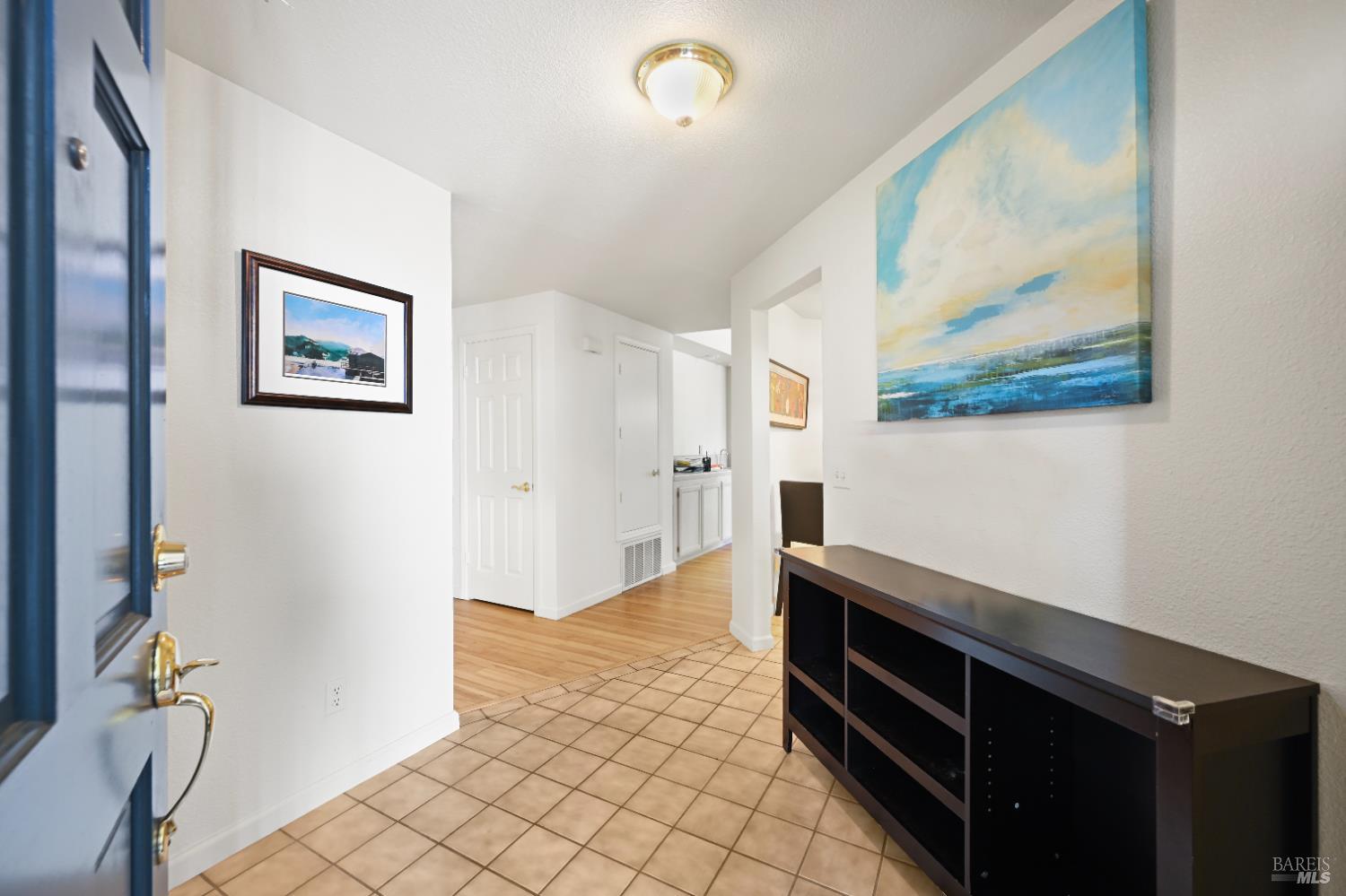 Santa Rosa, California, 95403, United States, 2 Bedrooms Bedrooms, ,3 BathroomsBathrooms,Residential,For Sale,1903513