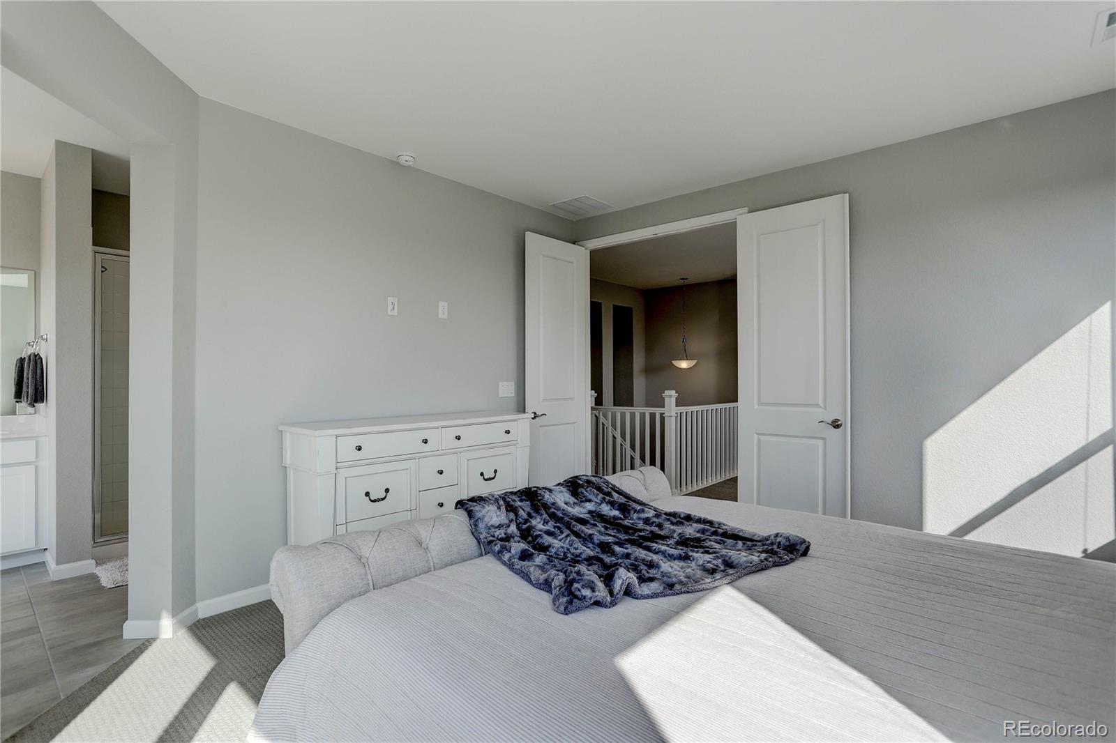 Aurora, Colorado, 80015, United States, 3 Bedrooms Bedrooms, ,3 BathroomsBathrooms,Residential,For Sale,1939063