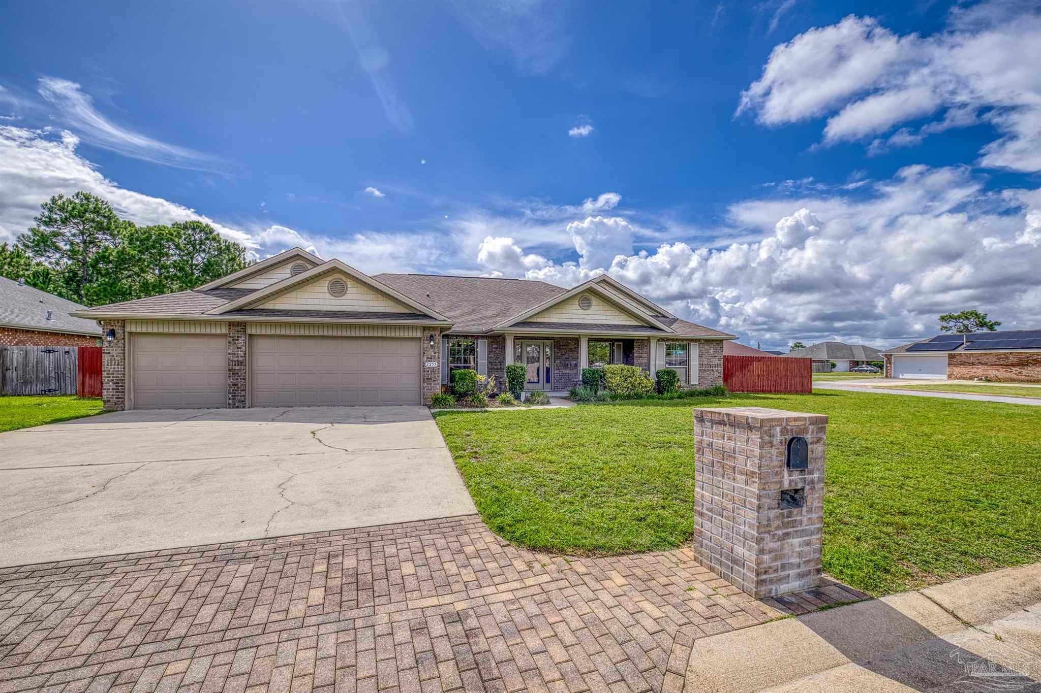 Navarre, Florida, 32566, United States, 4 Bedrooms Bedrooms, ,3 BathroomsBathrooms,Residential,For Sale,1892074