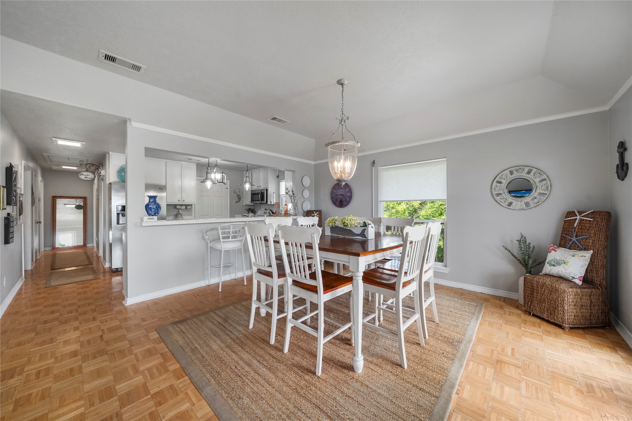 Jamaica Beach, Texas, 77554, United States, 3 Bedrooms Bedrooms, ,4 BathroomsBathrooms,Residential,For Sale,1932424