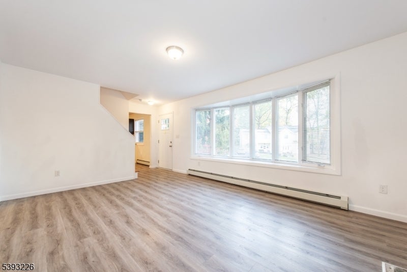 North Haledon Boro, New Jersey, 07508, United States, 5 Bedrooms Bedrooms, ,2 BathroomsBathrooms,Residential,For Sale,1976874