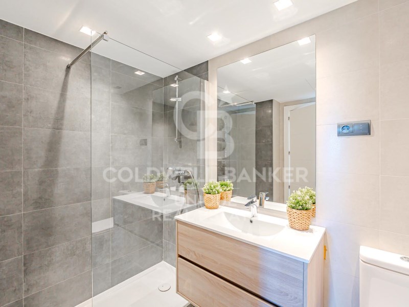 Madrid, Madrid, Fuencarral, El Pardo Madrid, Madri, Madrid, Comunidad de Madrid, ES, 2 Bedrooms Bedrooms, ,2 BathroomsBathrooms,Residential,For Sale,Madrid, Madrid, Fuencarral, El Pardo Madrid, Madri,1620641