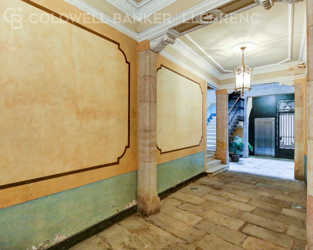 Barcelona, Catalonia, ES, 4 Bedrooms Bedrooms, ,1 BathroomBathrooms,Residential,For Sale,1622772
