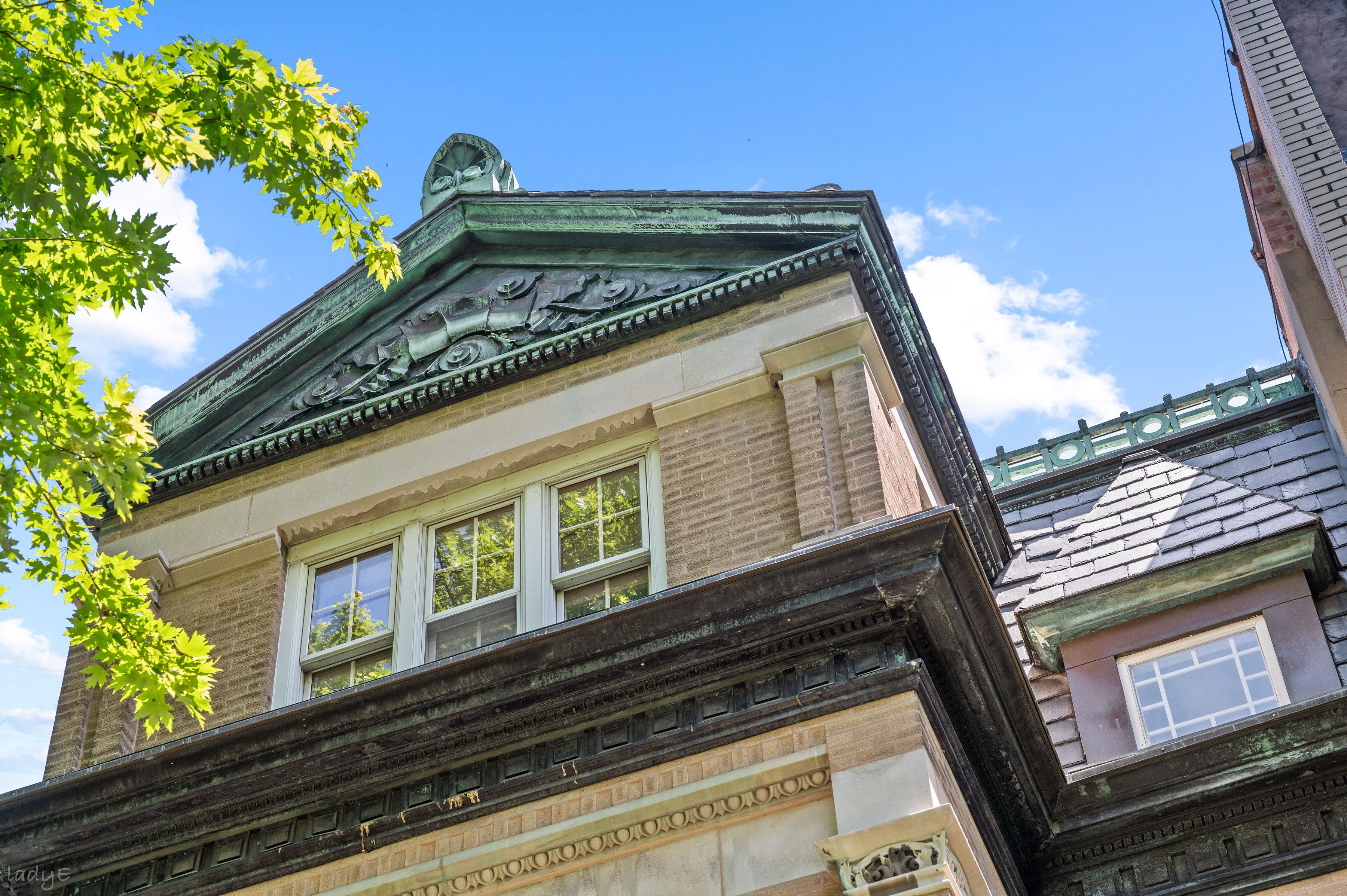  Seamless Blend of Architectural History and Sophisticated Modern Living - 物件實景