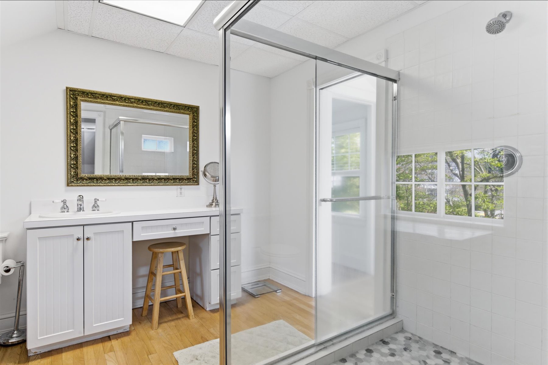  517 Montauk Highway, East Quogue, NY 11942 - 物件實景