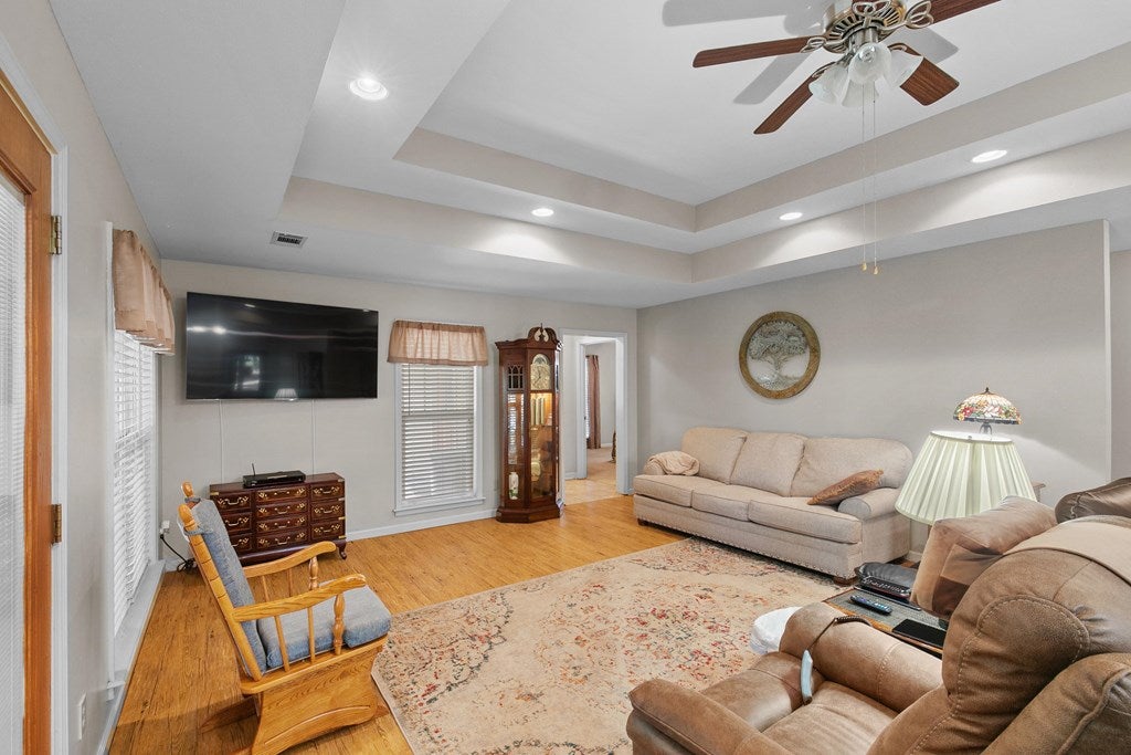 Midland City, Alabama, 36350, United States, 4 Bedrooms Bedrooms, ,3 BathroomsBathrooms,Residential,For Sale,1989153