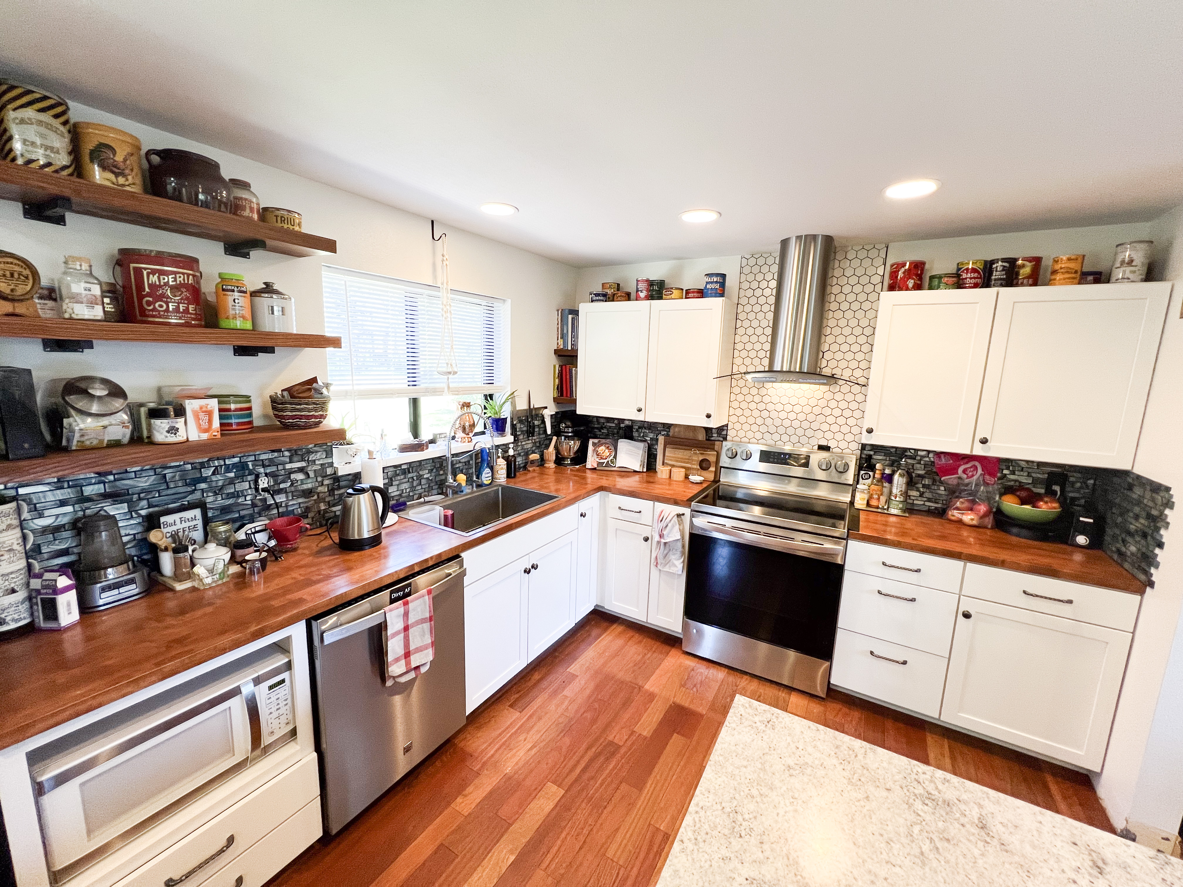 Colville, Washington, 99114, United States, 3 Bedrooms Bedrooms, ,2 BathroomsBathrooms,Residential,For Sale,1927718