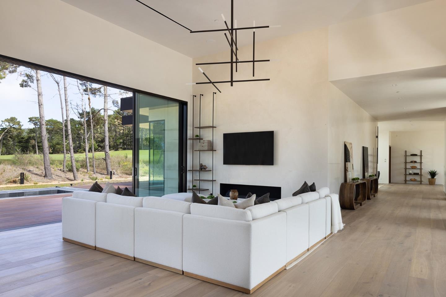 Pebble Beach, California, 93953, United States, 4 Bedrooms Bedrooms, ,6 BathroomsBathrooms,Residential,For Sale,1913499