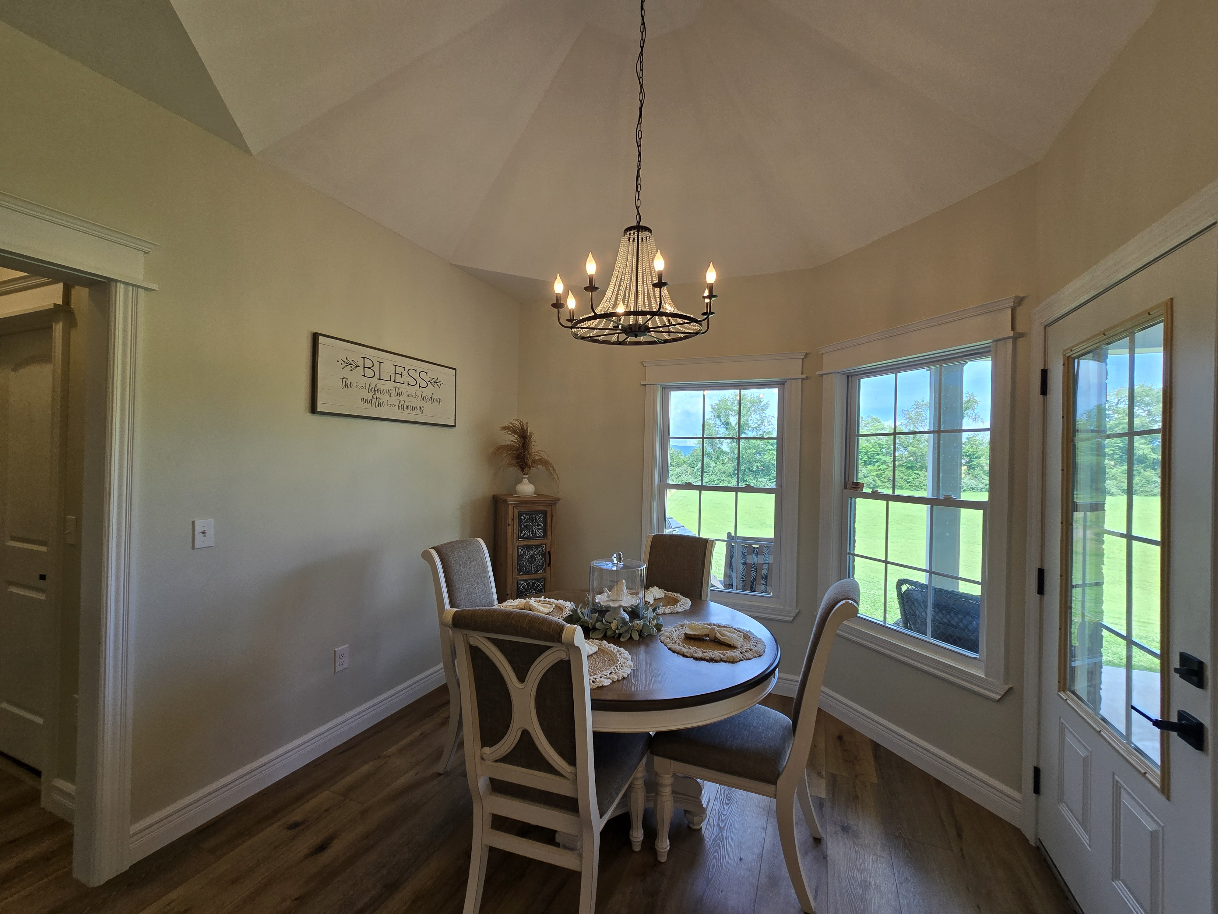 Harrogate, Tennessee, 37752, United States, 3 Bedrooms Bedrooms, ,2 BathroomsBathrooms,Residential,For Sale,1982987