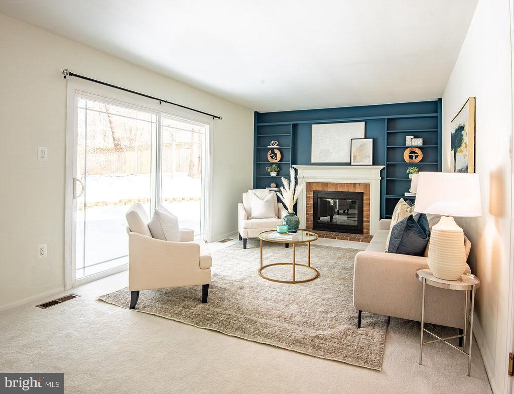 Springfield, Virginia, 22153, United States, 4 Bedrooms Bedrooms, ,3 BathroomsBathrooms,Residential,For Sale,2015320