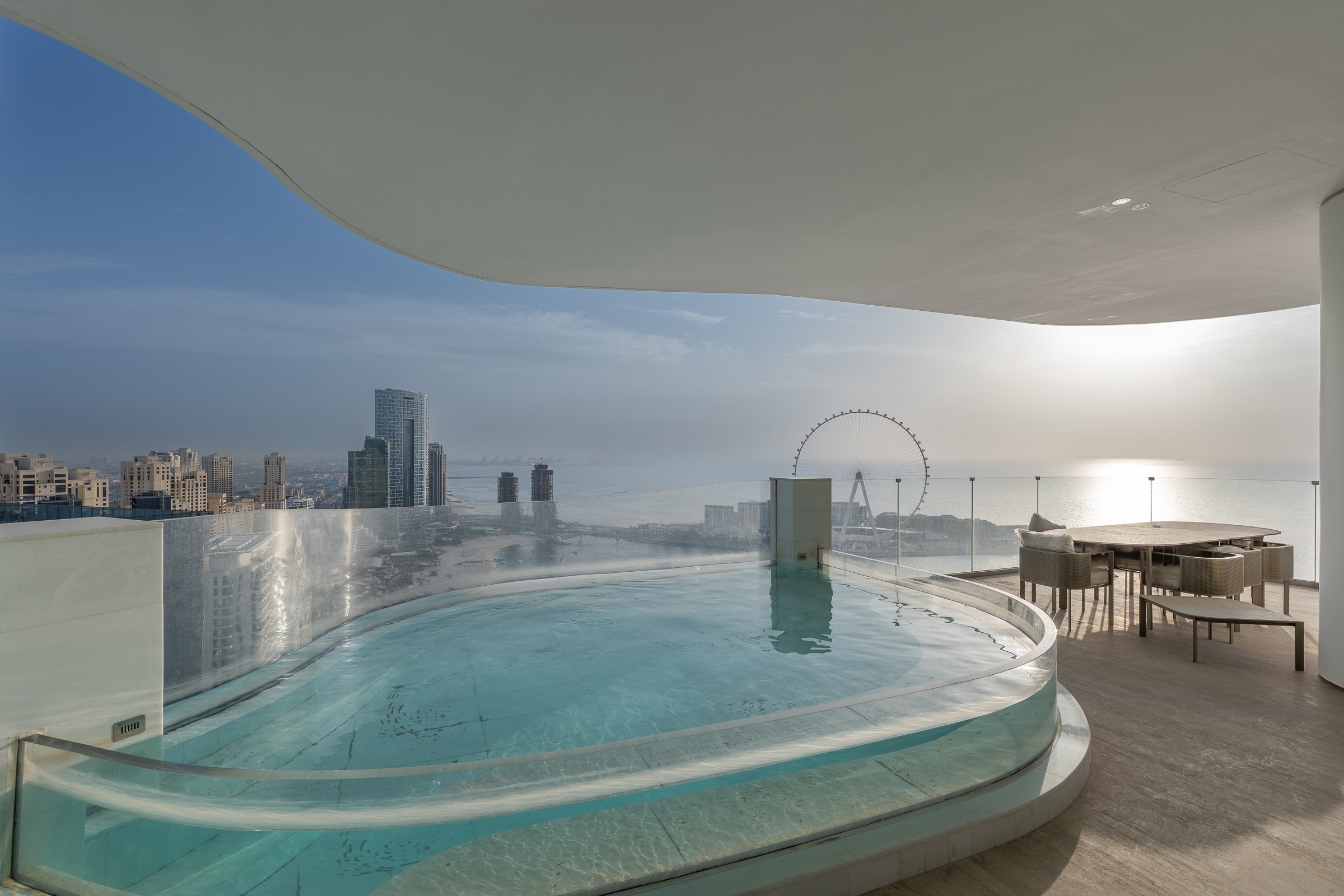  Elegant High-Floor Home With Marina Views in JBR - 物件實景