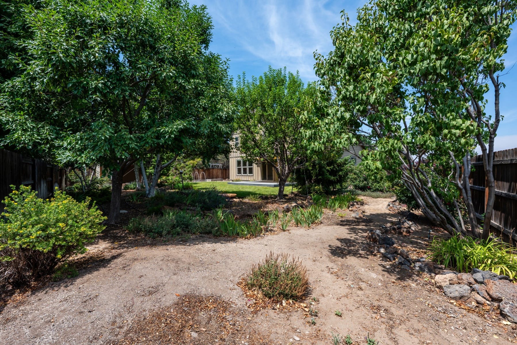  2108 NW Sterling Avenue Redmond, OR 97756 - 物件實景