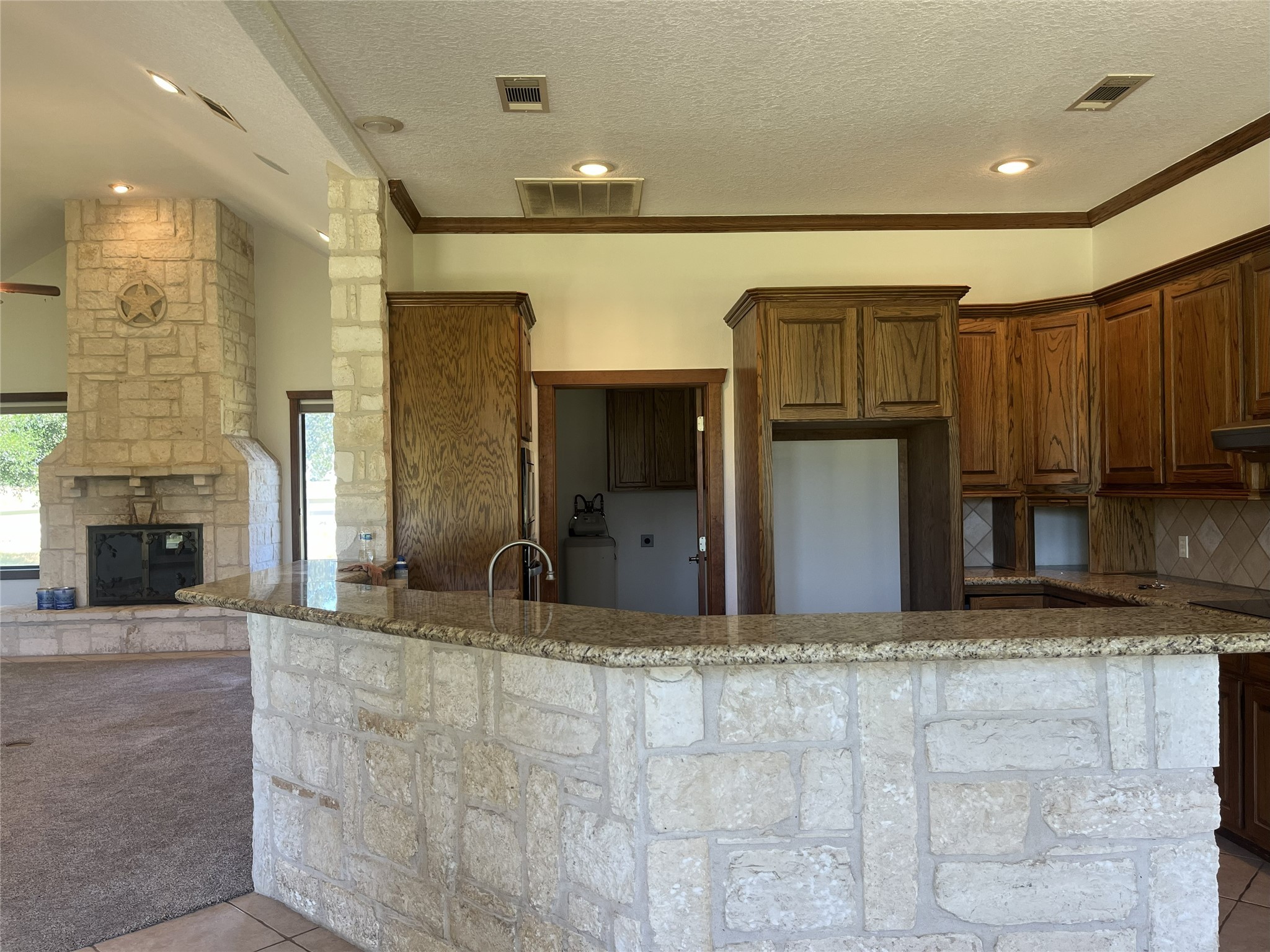 Montgomery, Texas, 77316, United States, 4 Bedrooms Bedrooms, ,3 BathroomsBathrooms,Residential,For Sale,1988300