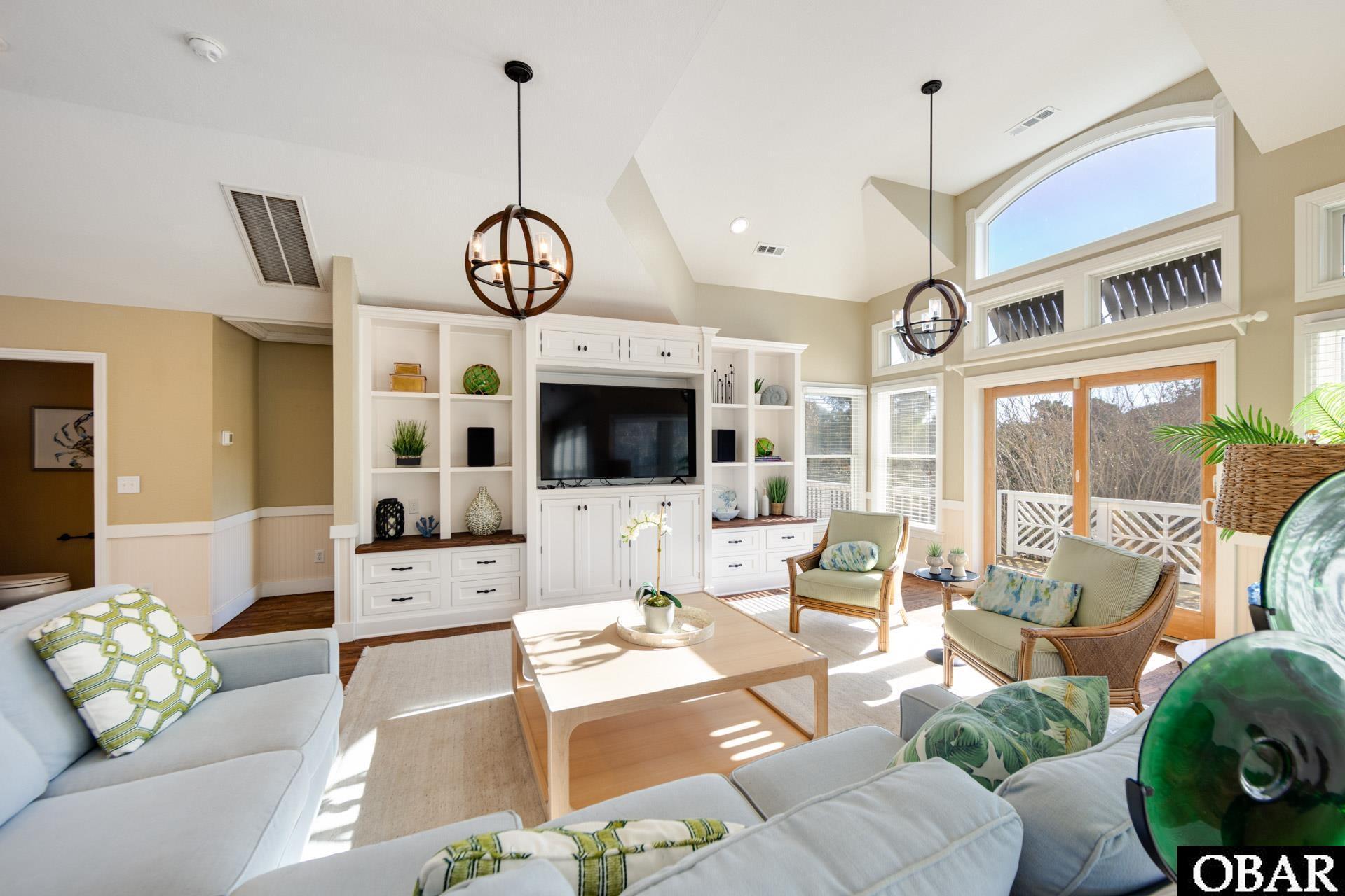 Duck, North Carolina, 27949, United States, 6 Bedrooms Bedrooms, ,7 BathroomsBathrooms,Residential,For Sale,1994366