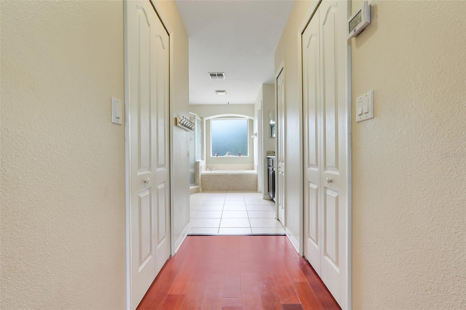 APOPKA, Florida, 32712, United States, 4 Bedrooms Bedrooms, ,3 BathroomsBathrooms,Residential,For Sale,1840871