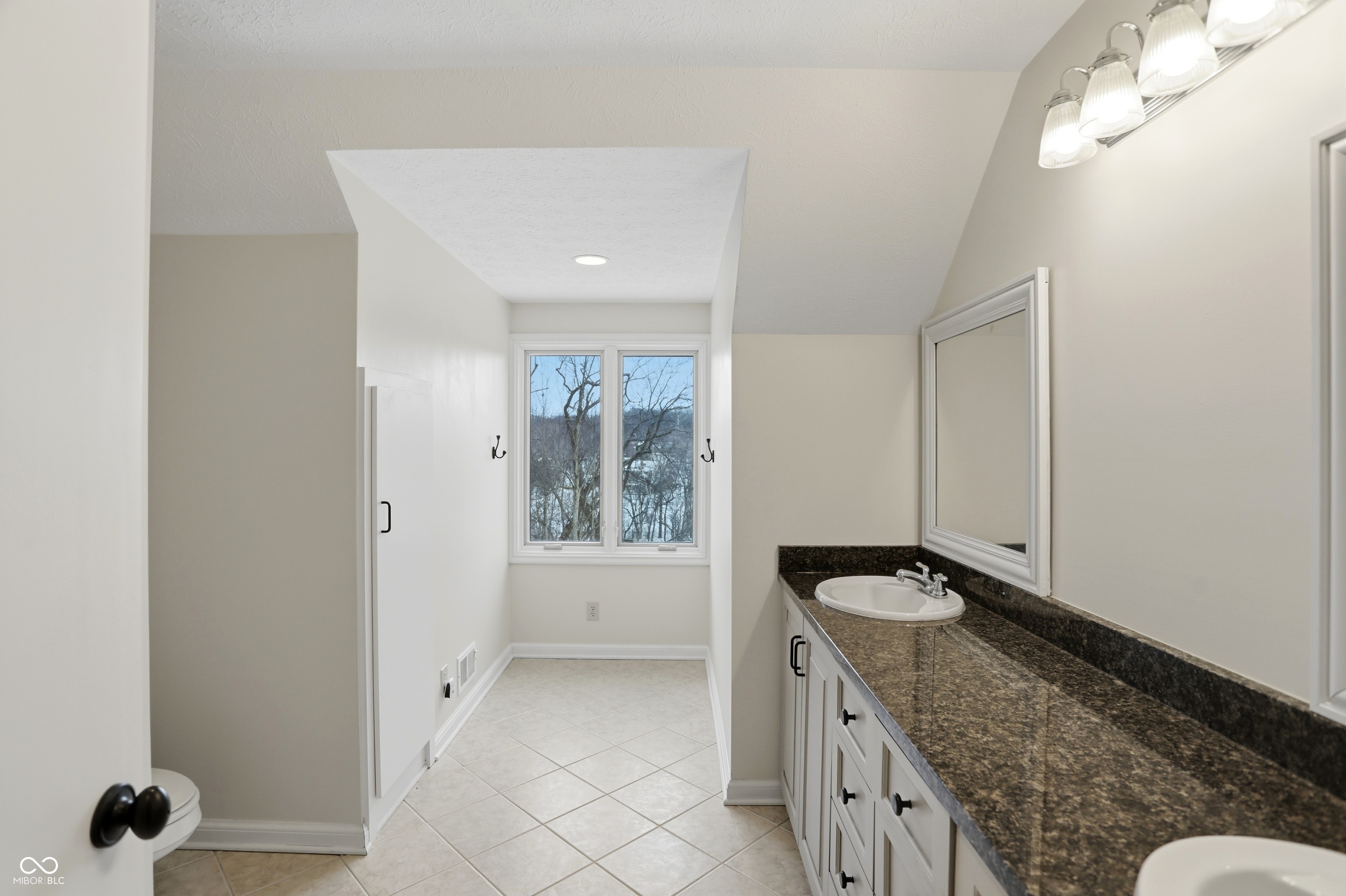 Indianapolis, Indiana, 46256, United States, 6 Bedrooms Bedrooms, ,10 BathroomsBathrooms,Residential,For Sale,2016946