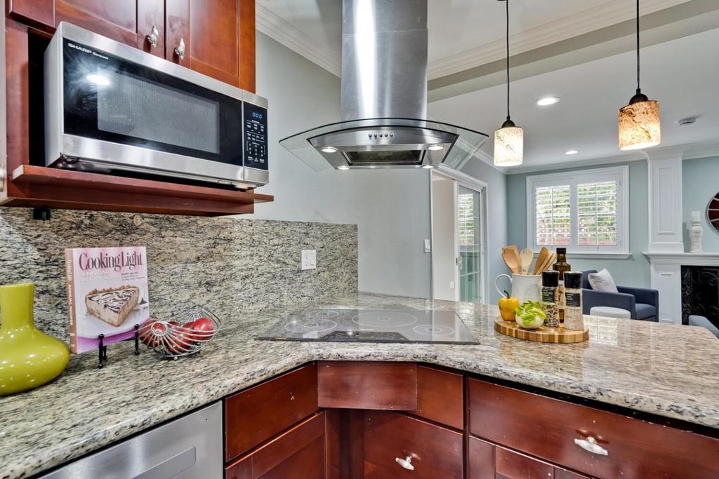 Union City, California, 94587, United States, 4 Bedrooms Bedrooms, ,3 BathroomsBathrooms,Residential,For Sale,1978572