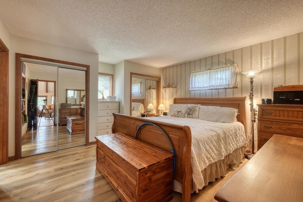 Hayesville, North Carolina, 28904, United States, 3 Bedrooms Bedrooms, ,4 BathroomsBathrooms,Residential,For Sale,1758410