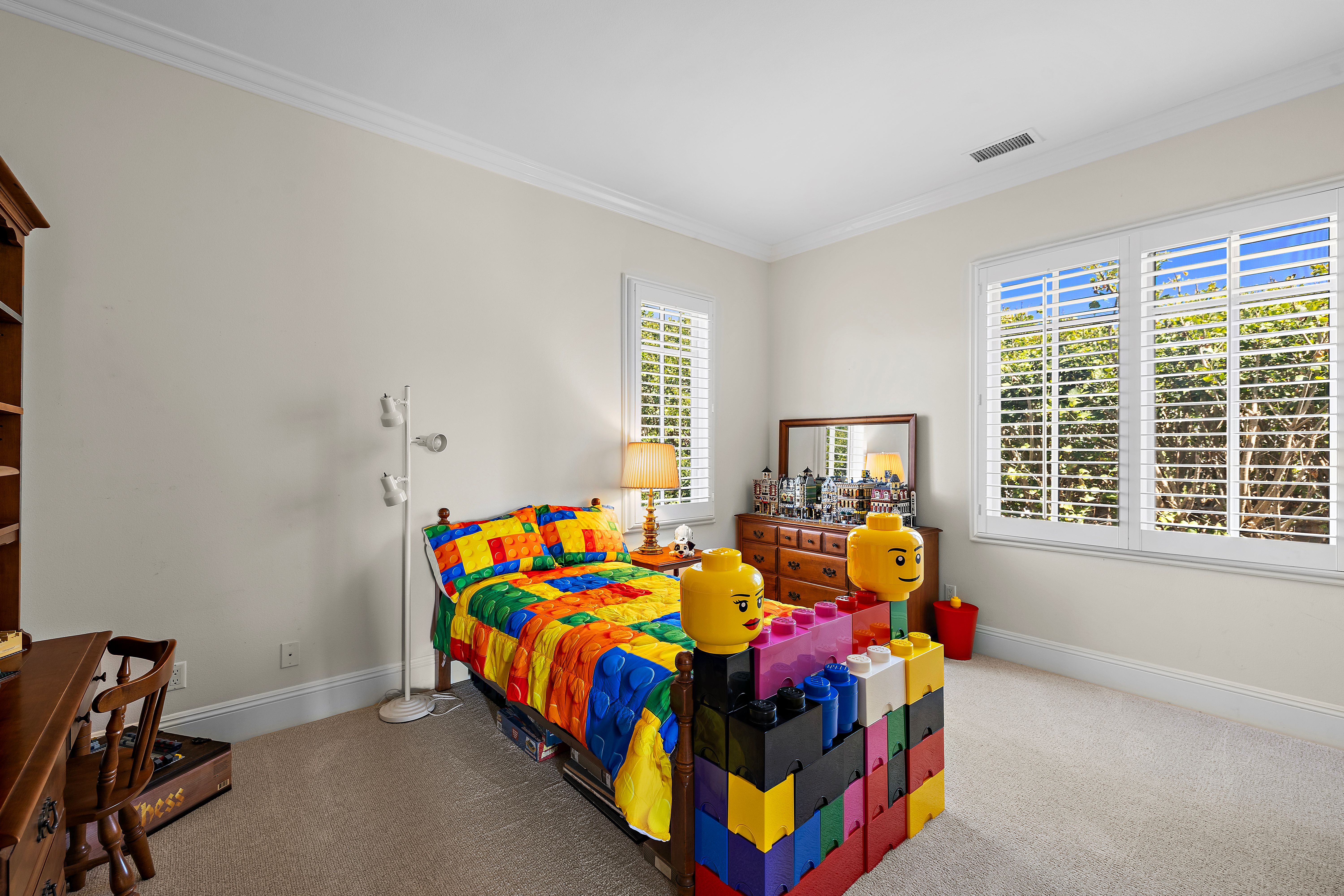  19 Rosana Way, Coto de Caza, CA 92679 - 物件實景