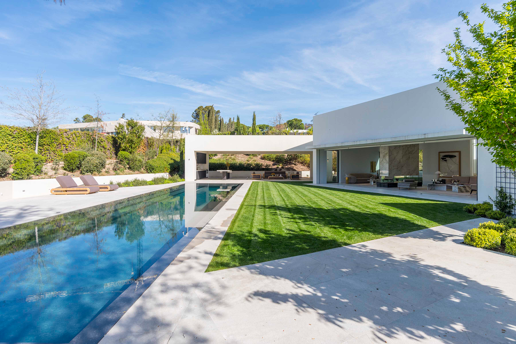  Spectacular detached villa with pool in Somosaguas, Pozuelo de Alarcón - 物件實景