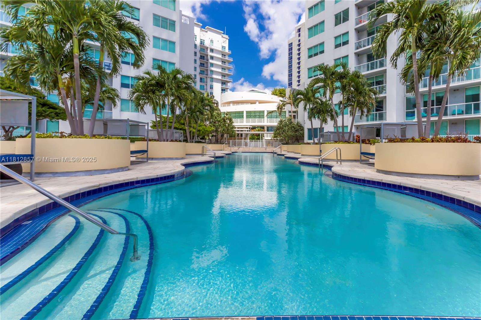 Miami, Florida, 33132, United States, 2 Bedrooms Bedrooms, ,2 BathroomsBathrooms,Residential,For Sale,1838941