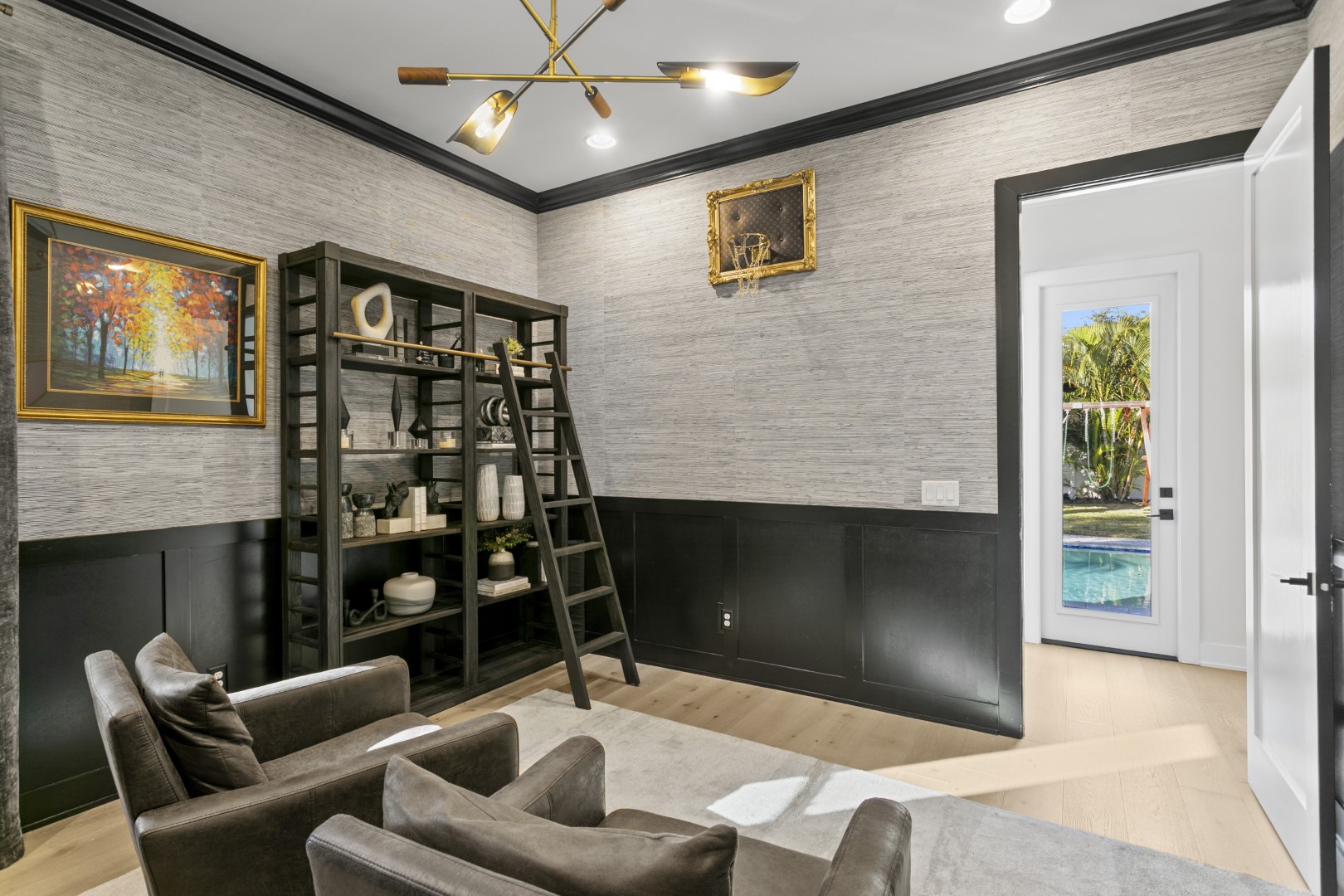 Tampa, Florida, 33609, United States, 5 Bedrooms Bedrooms, ,5 BathroomsBathrooms,Residential,For Sale,2008551