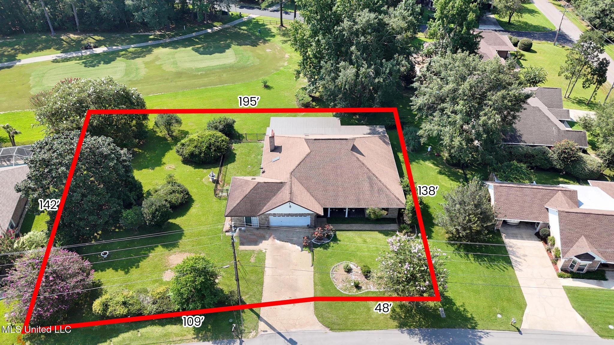 Diamondhead, Mississippi, 39525, United States, 3 Bedrooms Bedrooms, ,4 BathroomsBathrooms,Residential,For Sale,1923554
