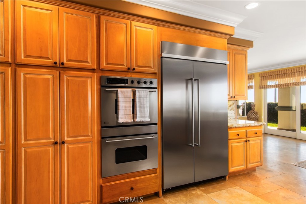 San Diego, California, 92107, United States, 6 Bedrooms Bedrooms, ,5 BathroomsBathrooms,Residential,For Sale,1843009