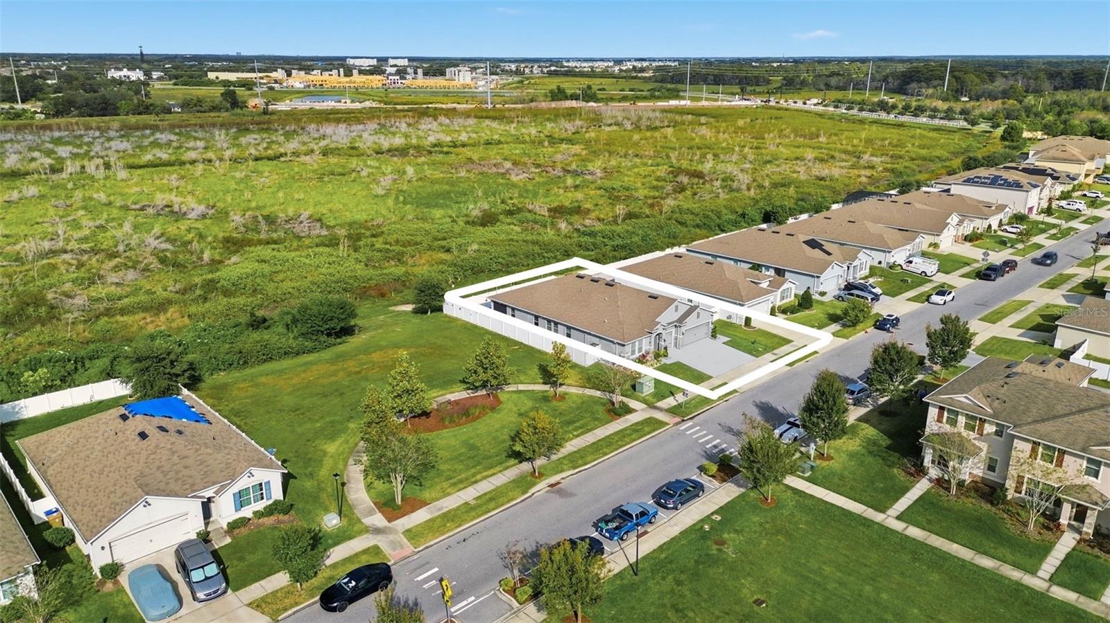 KISSIMMEE, Florida, 34744, United States, 4 Bedrooms Bedrooms, ,4 BathroomsBathrooms,Residential,For Sale,1986116