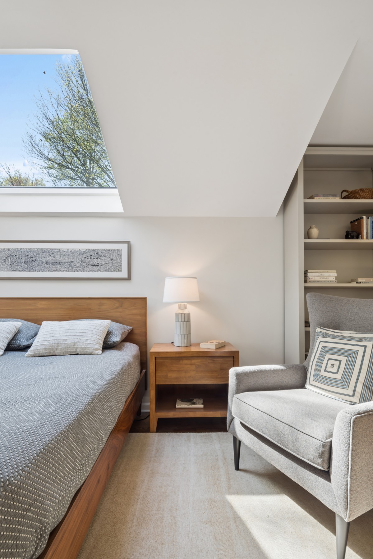  Beautifully Renovated Home with Beautiful Outdoor Setting - 物件實景