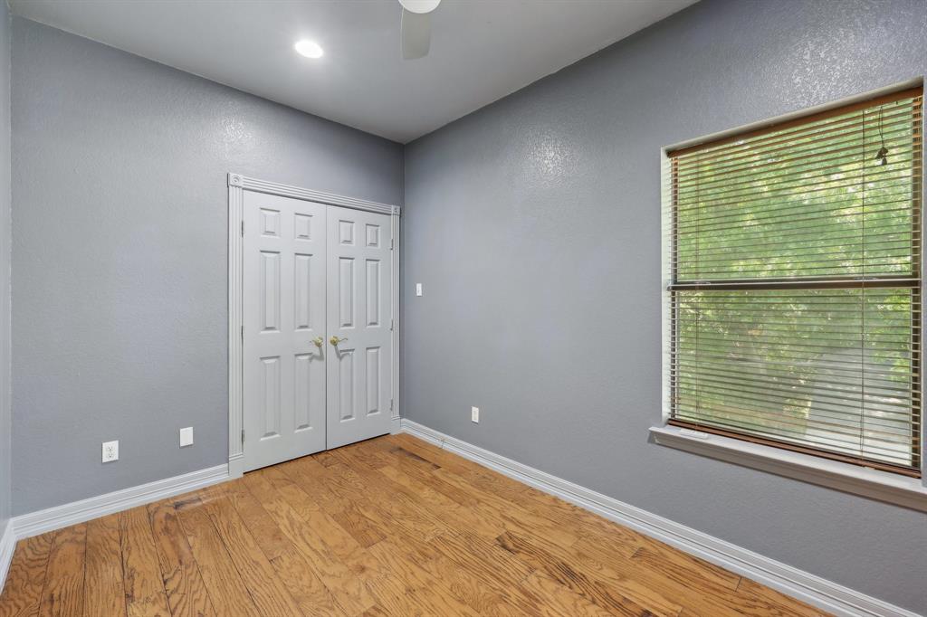 Fort Worth, Texas, 76107, United States, 5 Bedrooms Bedrooms, ,3 BathroomsBathrooms,Residential,For Sale,1915369