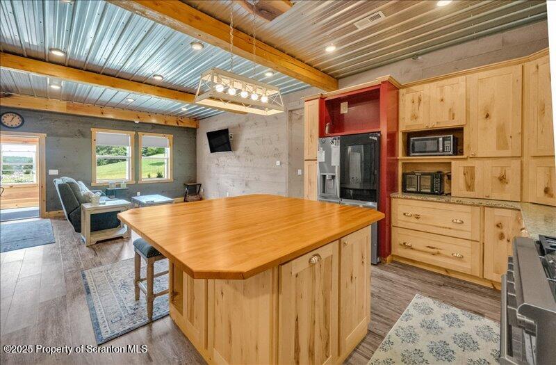 New Milford, Pennsylvania, 18834, United States, 3 Bedrooms Bedrooms, ,2 BathroomsBathrooms,Residential,For Sale,1908291