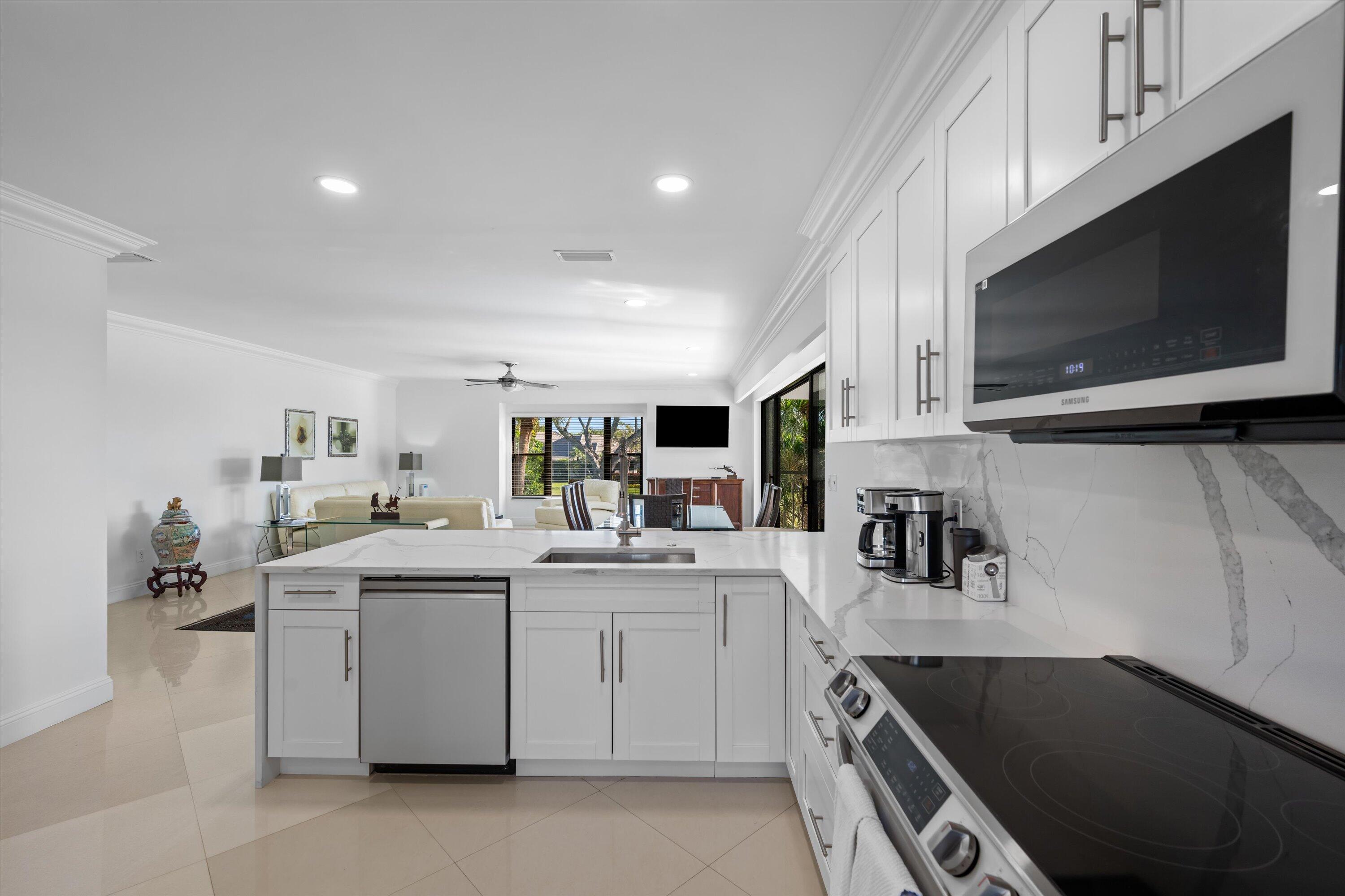  13321 Polo Club Road C203 - 物件實景