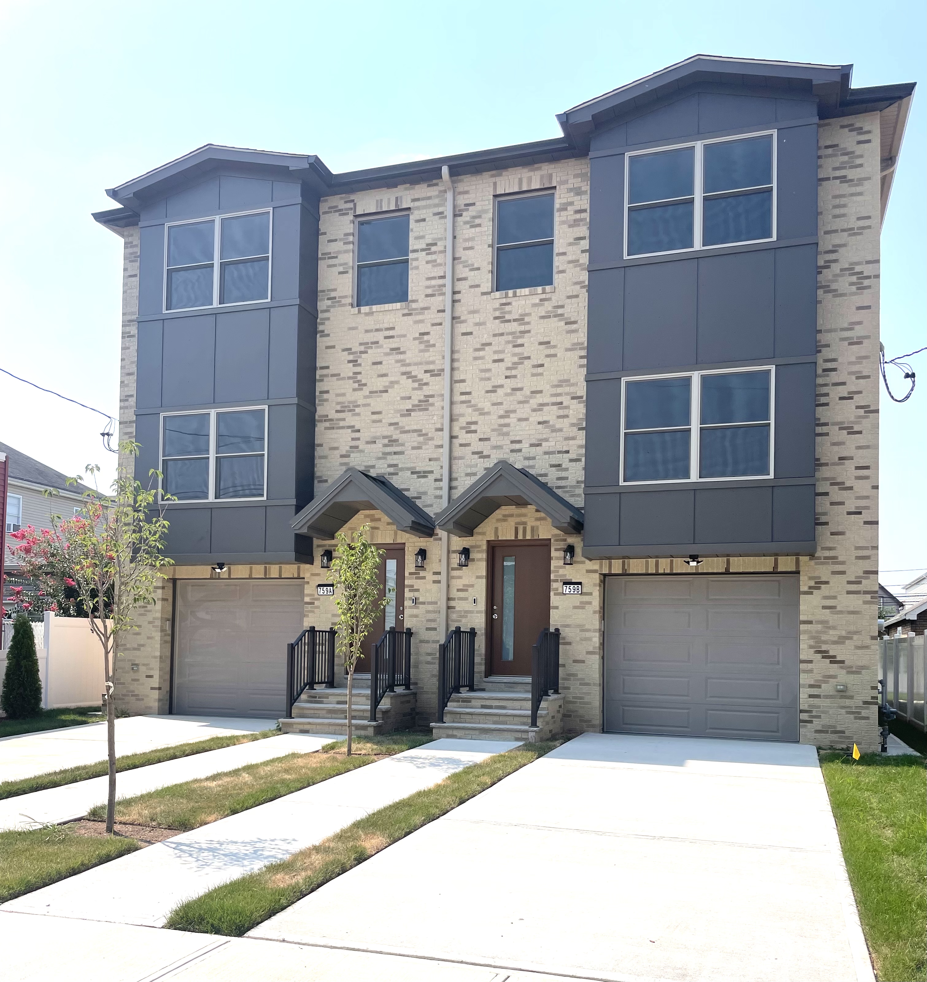 Secaucus, New Jersey, 07094, United States, 3 Bedrooms Bedrooms, ,4 BathroomsBathrooms,Residential,For Sale,1941296