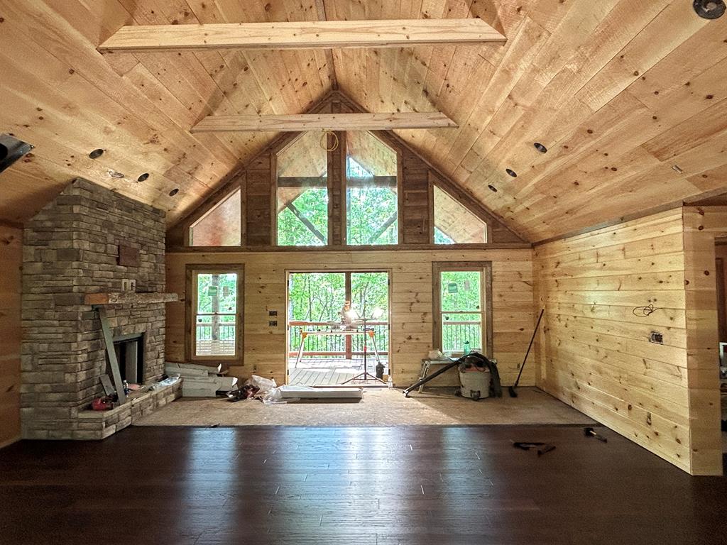 Mineral Bluff, Georgia, 30559, United States, 4 Bedrooms Bedrooms, ,3 BathroomsBathrooms,Residential,For Sale,1859066