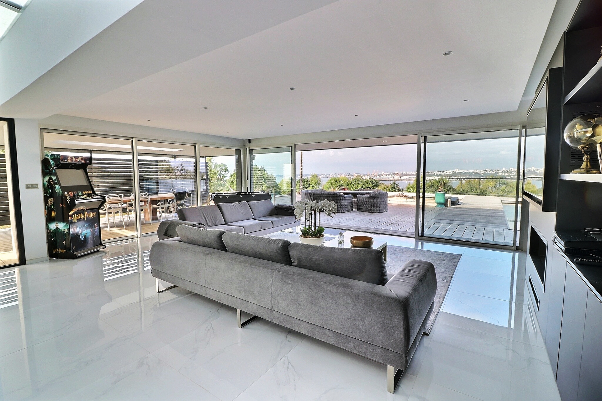  PLOUGASTEL-DAOULAS, CONTEMPORARY HOME WITH POOL AND SEA VIEW - 物件實景