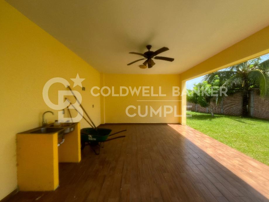 Alvarado, Veracruz de Ignacio de la Llave, 95264, Mexico, 3 Bedrooms Bedrooms, ,5 BathroomsBathrooms,Residential,For Sale,1941850