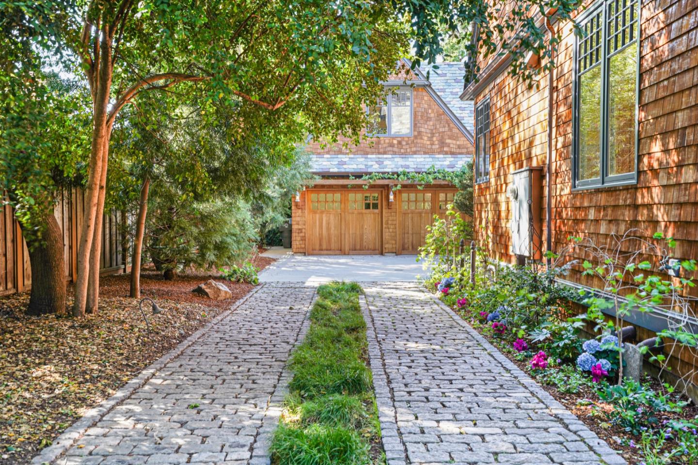 535 Kingsley Ave, Palo Alto, California, 94301, United States, 5 Bedrooms Bedrooms, ,4 BathroomsBathrooms,Residential,For Sale,535 Kingsley Ave,1664262
