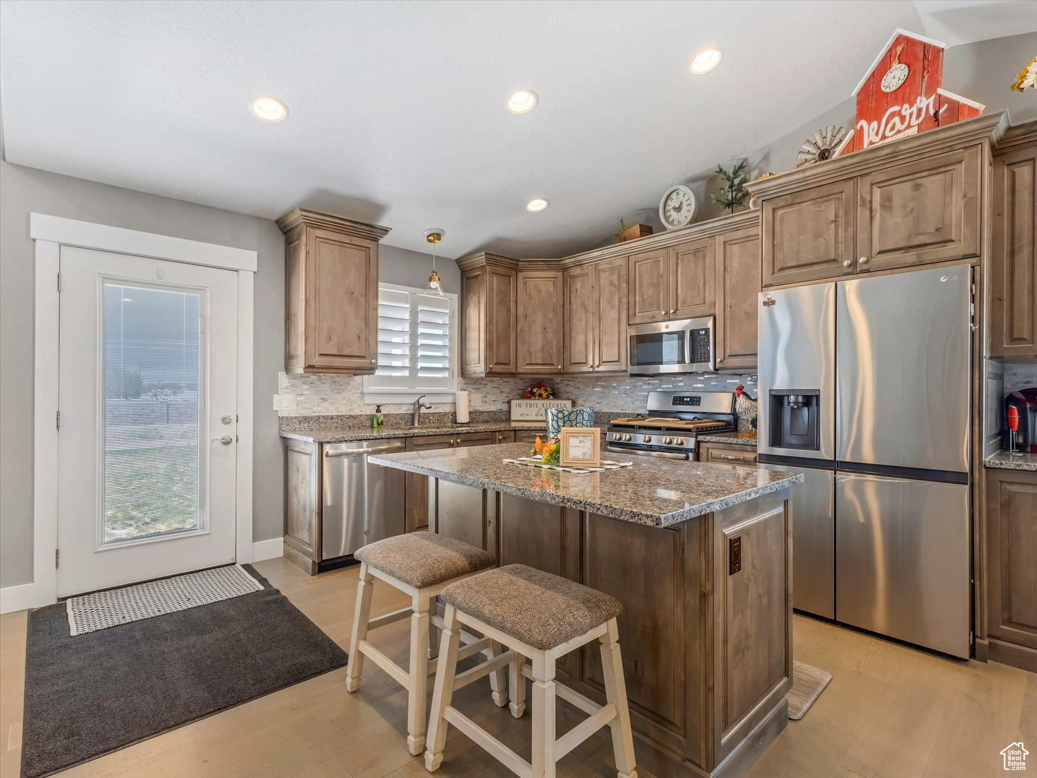 Grantsville, Utah, 84029, United States, 4 Bedrooms Bedrooms, ,3 BathroomsBathrooms,Residential,For Sale,1991039