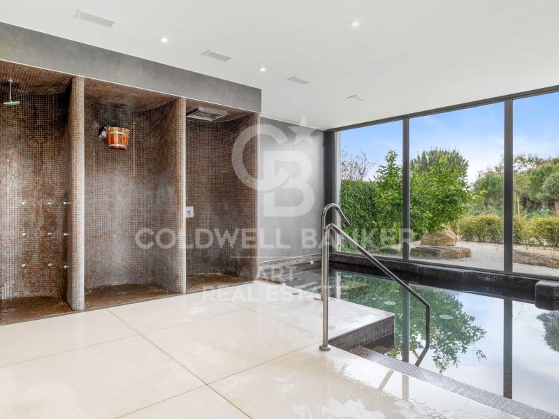 Estepona, Andalusia, ES, 3 Bedrooms Bedrooms, ,2 BathroomsBathrooms,Residential,For Sale,1827095