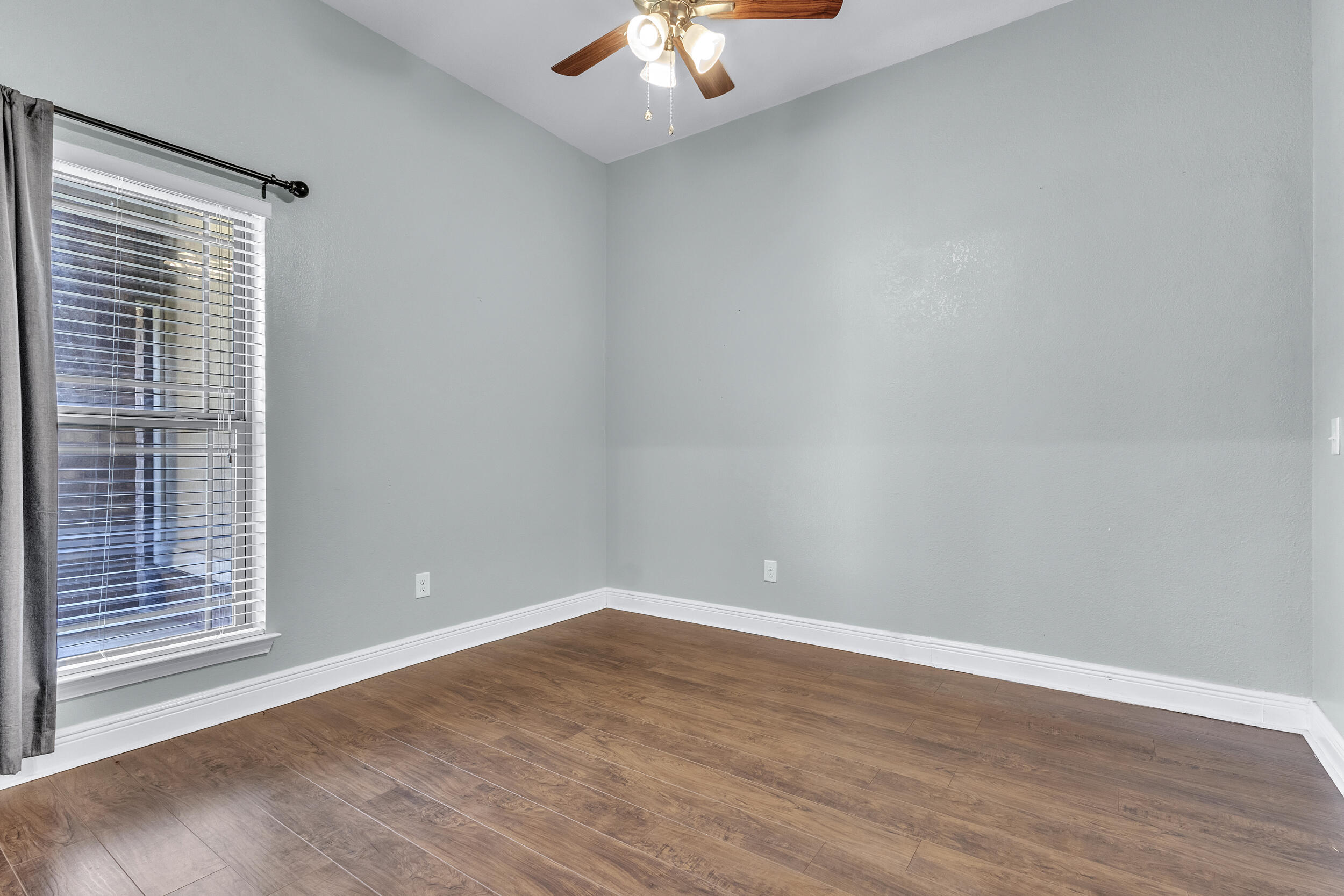 Pace, Florida, 32571, United States, 4 Bedrooms Bedrooms, ,3 BathroomsBathrooms,Residential,For Sale,2003457