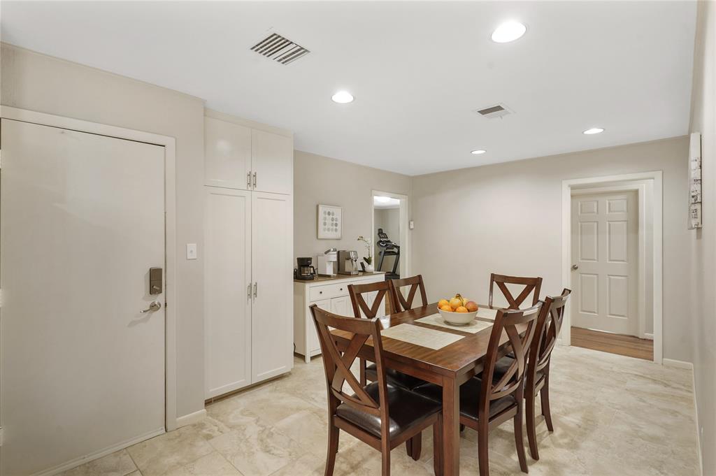 Houston, Texas, 77096, United States, 3 Bedrooms Bedrooms, ,3 BathroomsBathrooms,Residential,For Sale,1857598