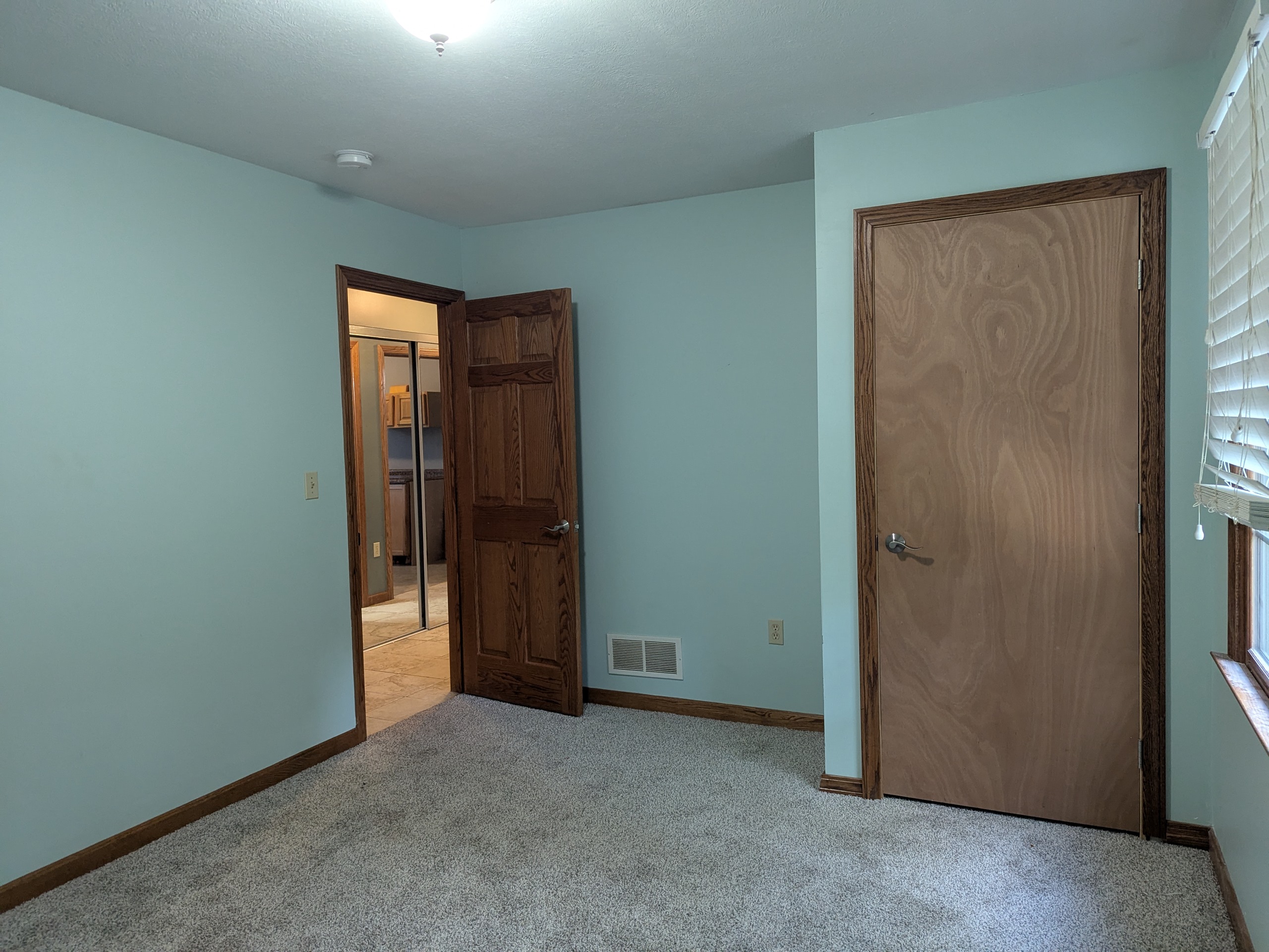 Uniontown, Ohio, 44685, United States, 6 Bedrooms Bedrooms, ,4 BathroomsBathrooms,Residential,For Sale,1945002