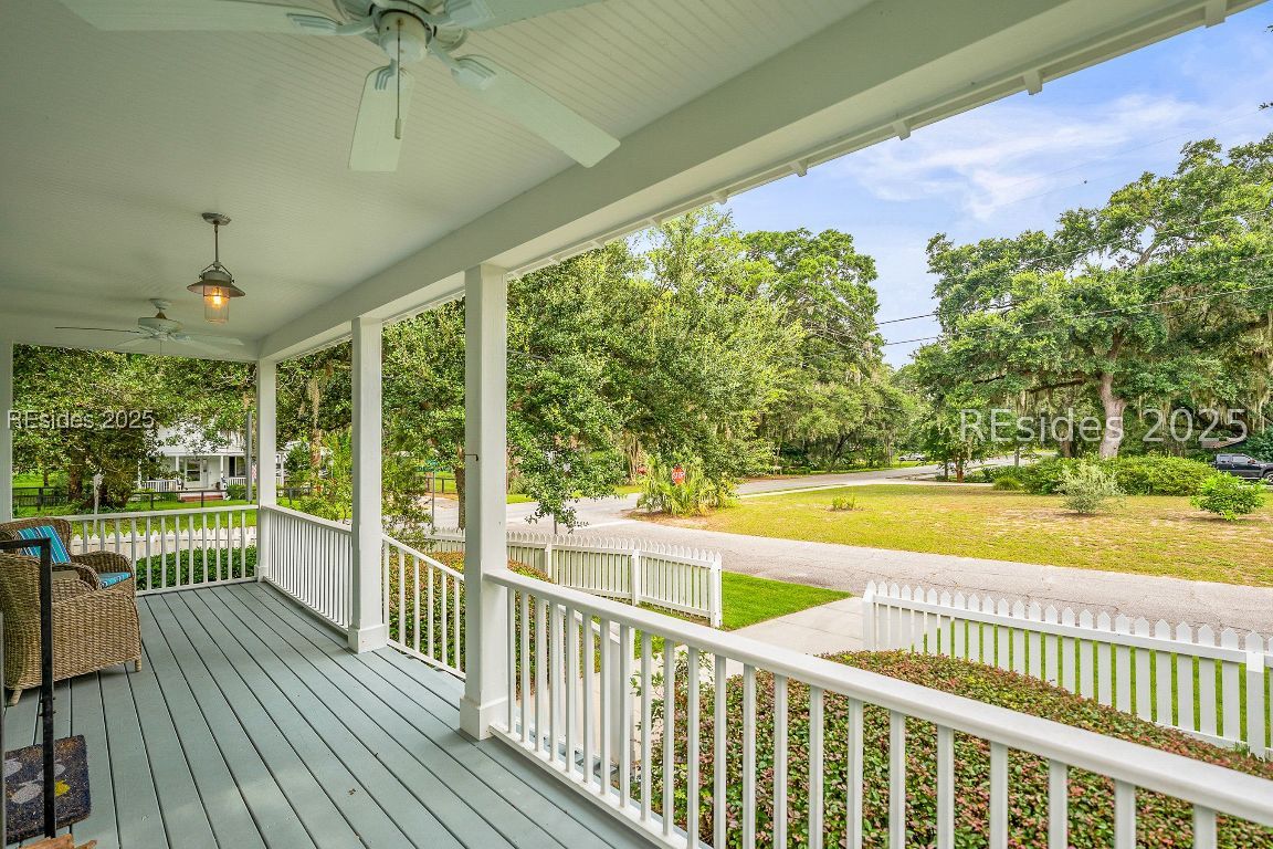 Beaufort, South Carolina, 29902, United States, 3 Bedrooms Bedrooms, ,Residential,For Sale,1906126