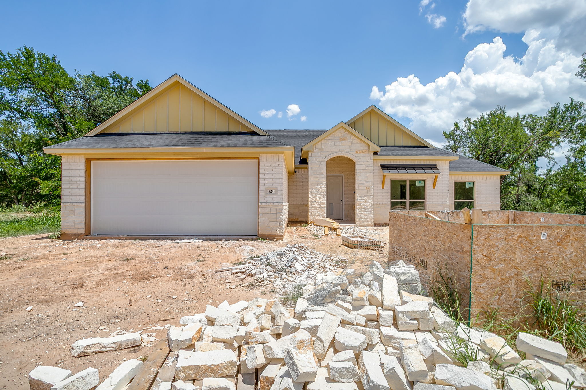  320 Rita Ridge Court, Millsap, TX, 76066 - 物件實景