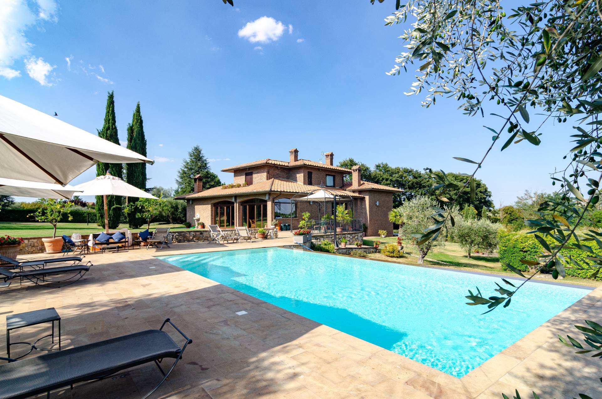 Strada Vicinale Valle Rote, Bassano in Teverina, Viterbo, 01030, IT, 6 Bedrooms Bedrooms, ,4 BathroomsBathrooms,Residential,For Sale,Strada Vicinale Valle Rote,1442905