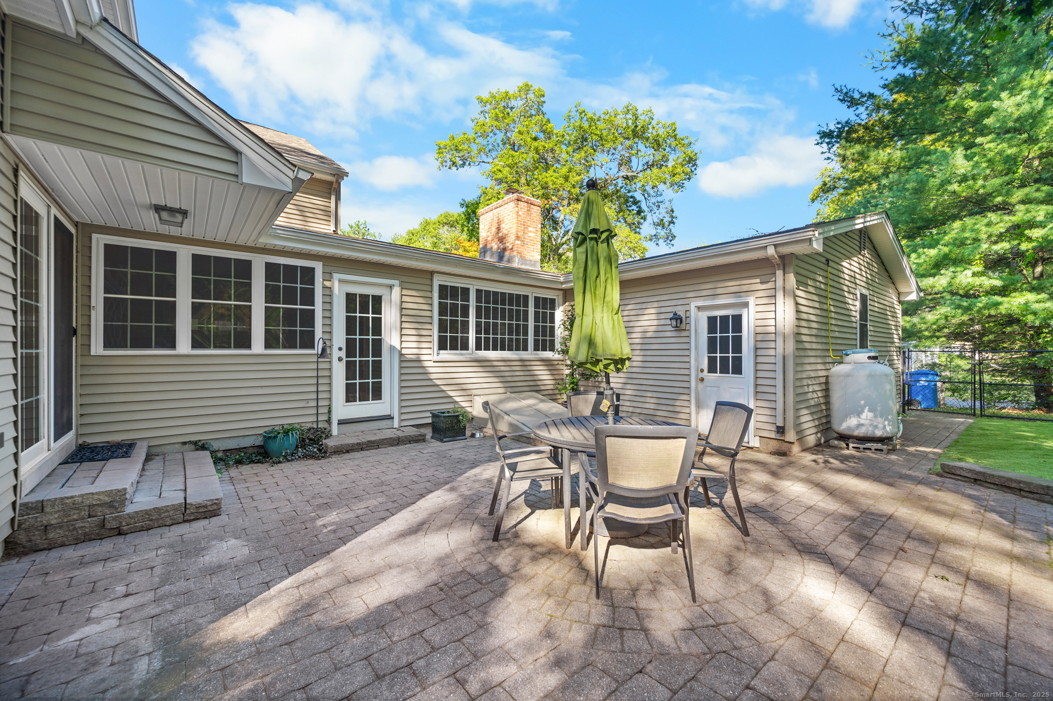 Manchester, Connecticut, 06040, United States, 4 Bedrooms Bedrooms, ,4 BathroomsBathrooms,Residential,For Sale,1988366