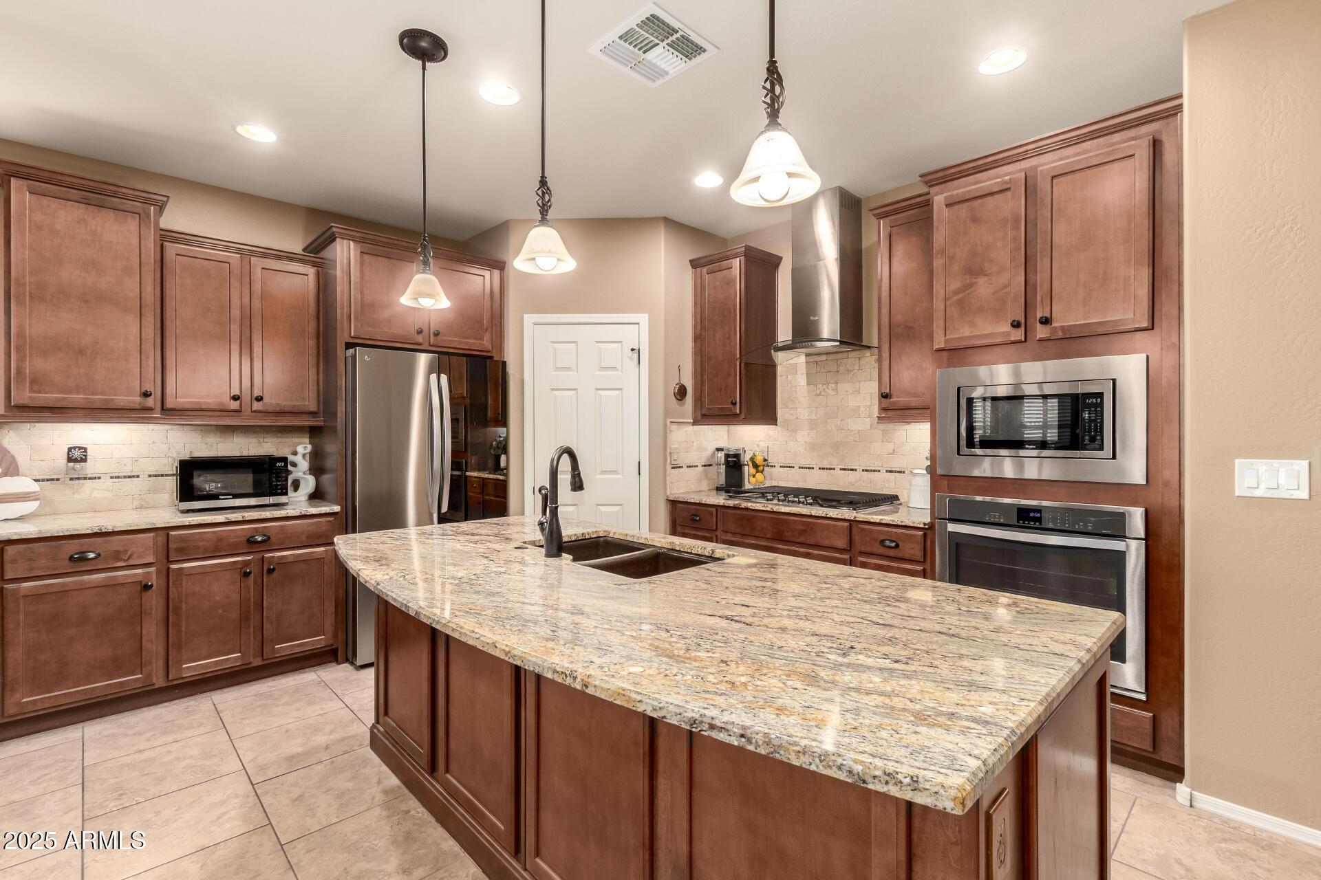 Peoria, Arizona, 85383, United States, 4 Bedrooms Bedrooms, ,2 BathroomsBathrooms,Residential,For Sale,1984221