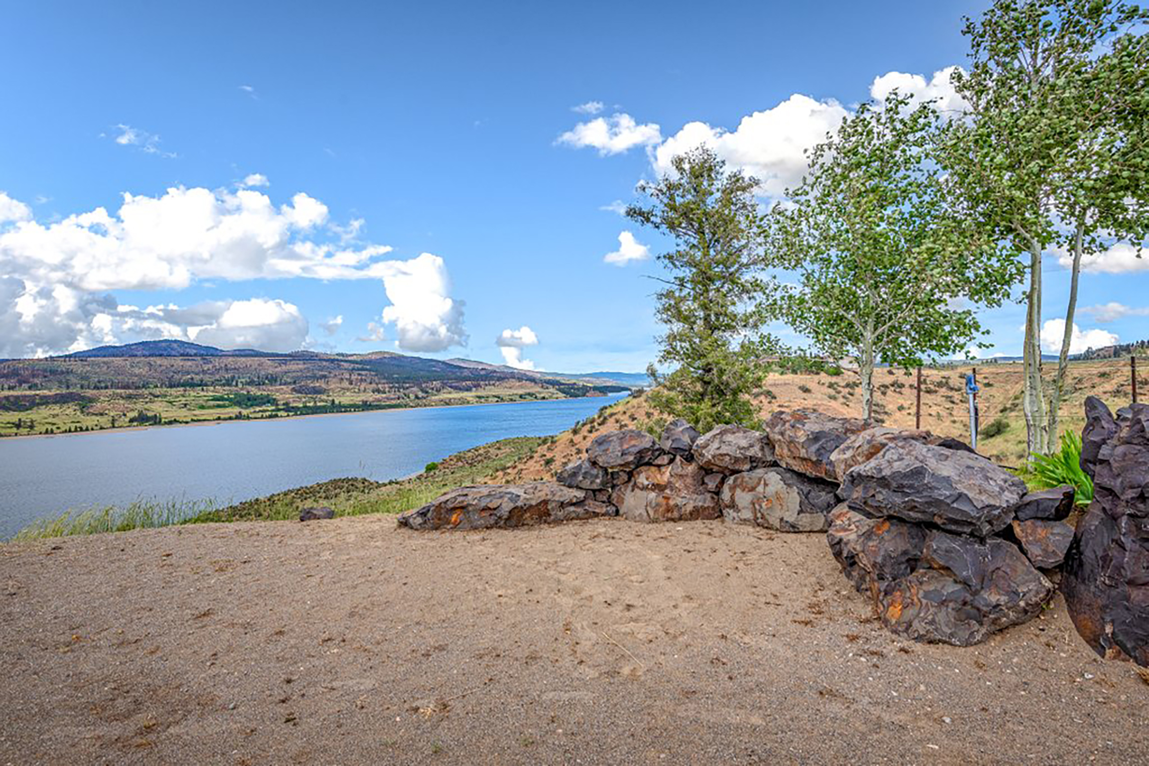  Premium 6.25-Acre Waterfront Property - 物件實景