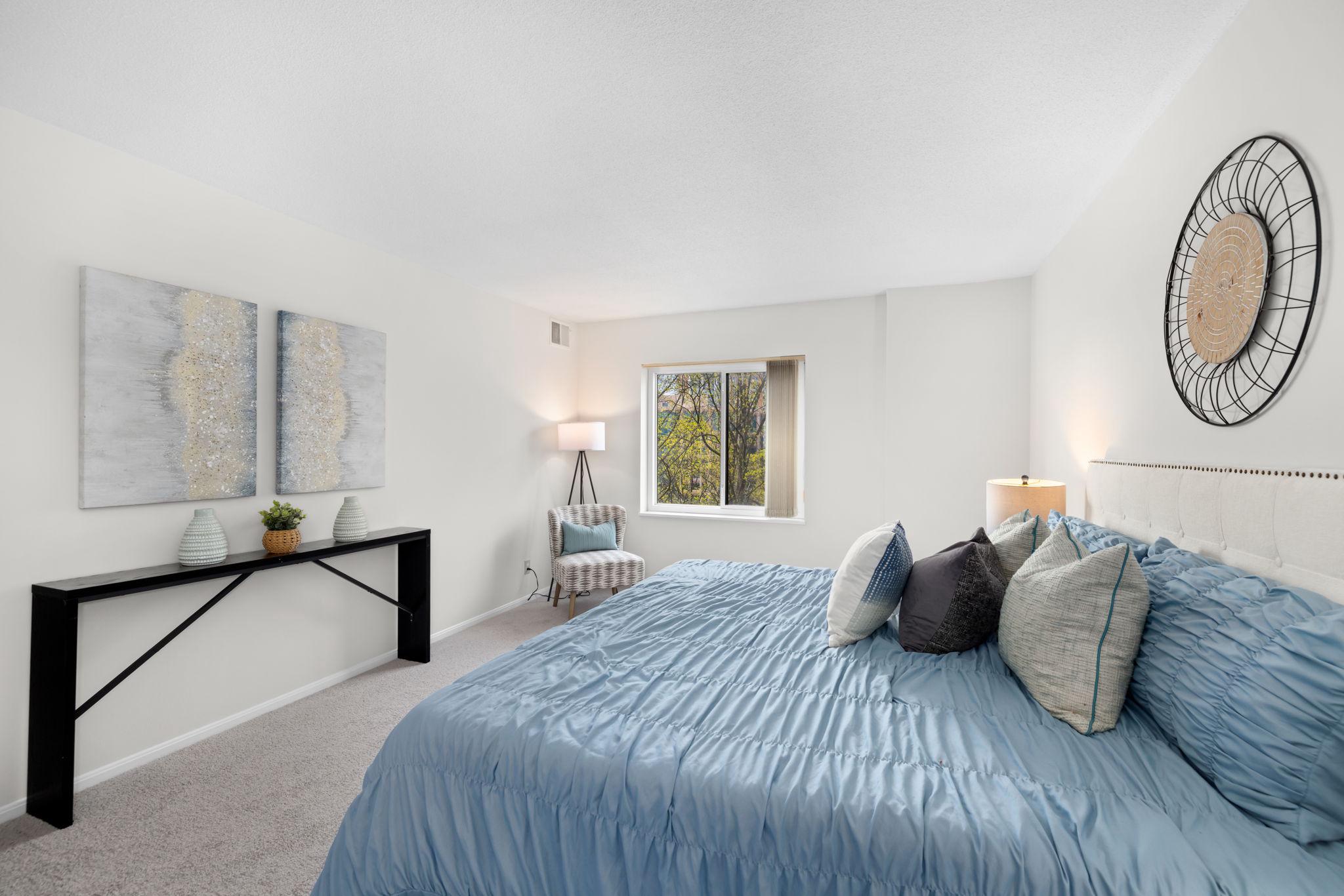  8370 Greensboro Drive, Mclean, VA, 22102 - 物件實景